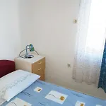 Apartment With Parking Space Sali, Dugi Otok - 8181 *