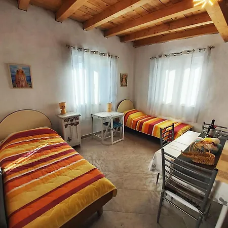 With Parking Space Sali, Dugi Otok - 8181 Apartmán