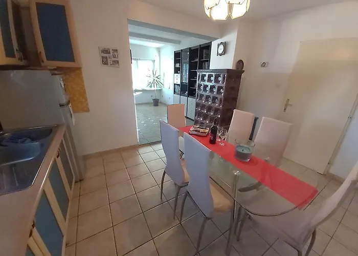 With Parking Space Sali, Dugi Otok - 8181 살리